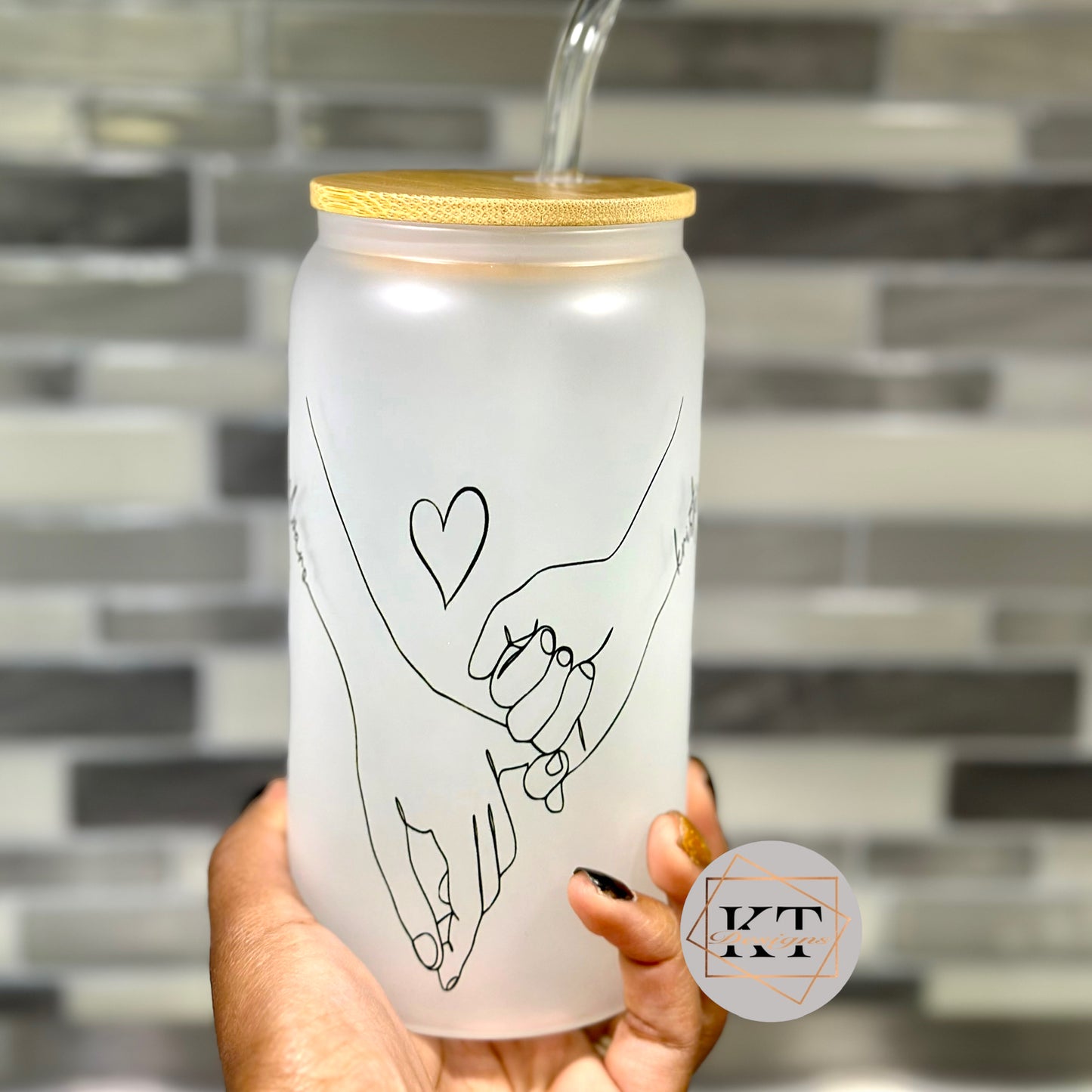 Perosnalized holding hands Glass Can Cup